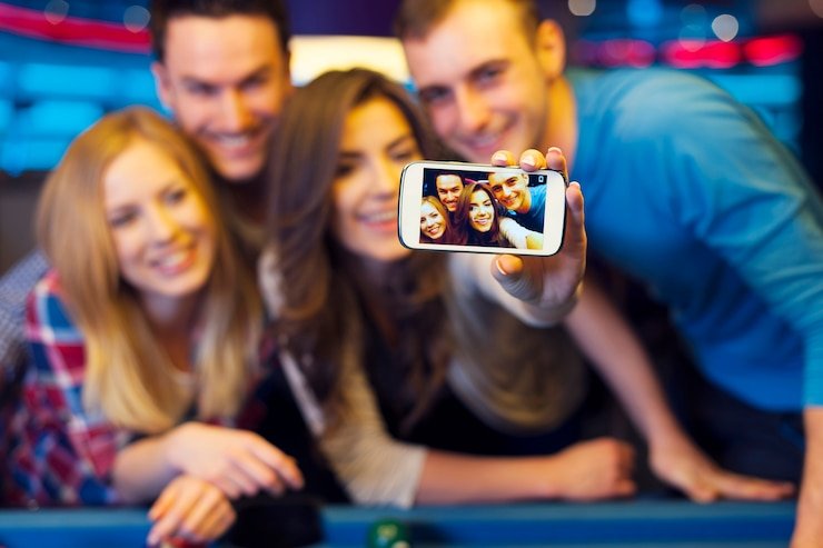 rrc4d web platform on mobile browser showing sportsbook and live-dealer menu